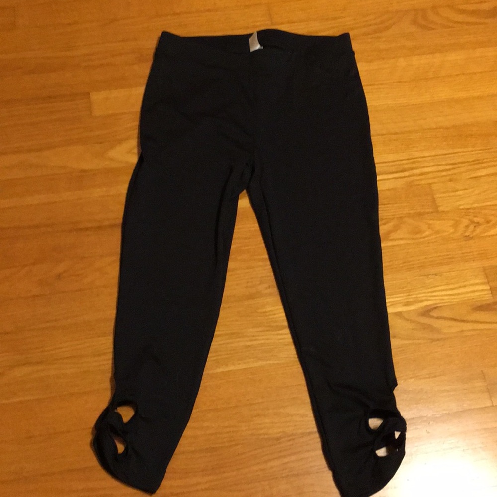 Black leggings